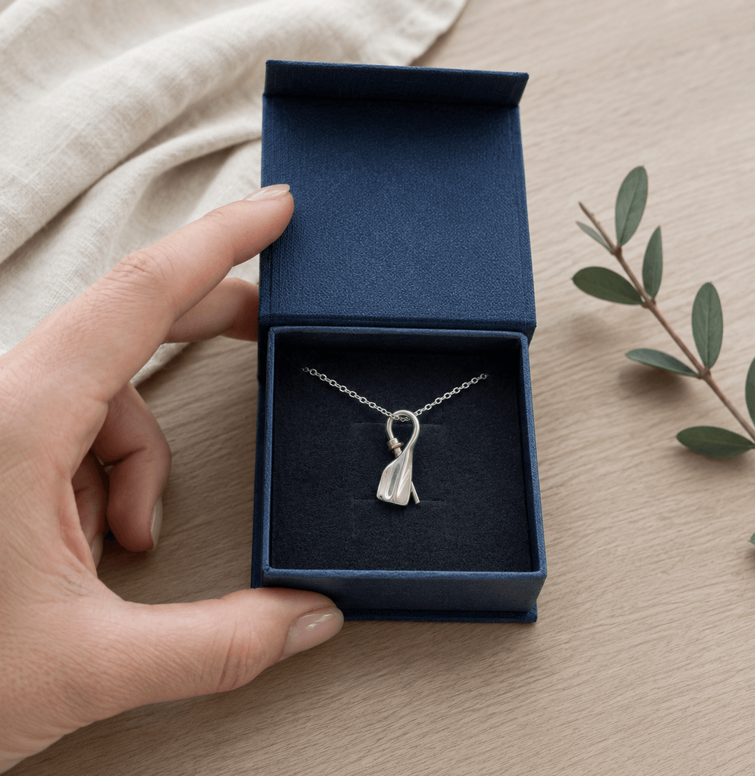 Rowing Bent Oar Pendant