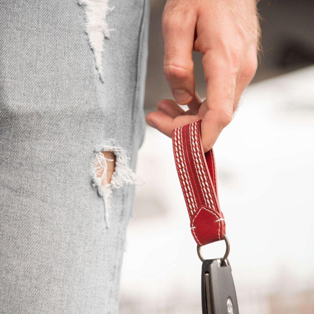 cricket keyring in leather - cricket online gift for dad